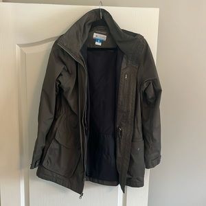 Columbia women’s jacket size Large